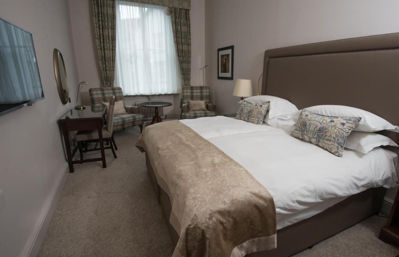 Macdonald Old England Hotel & Spa Bowness-on-Windermere Bagian luar foto